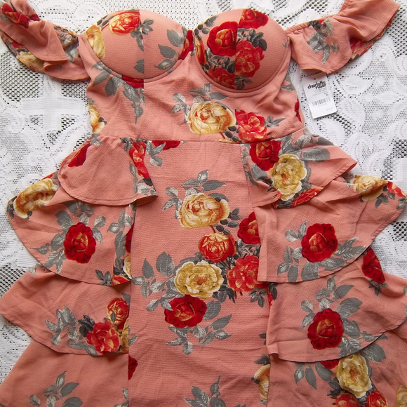 Charlotte Russe Dresses & Skirts - Charlotte Russe Floral Off The Shoulder Dress NWT